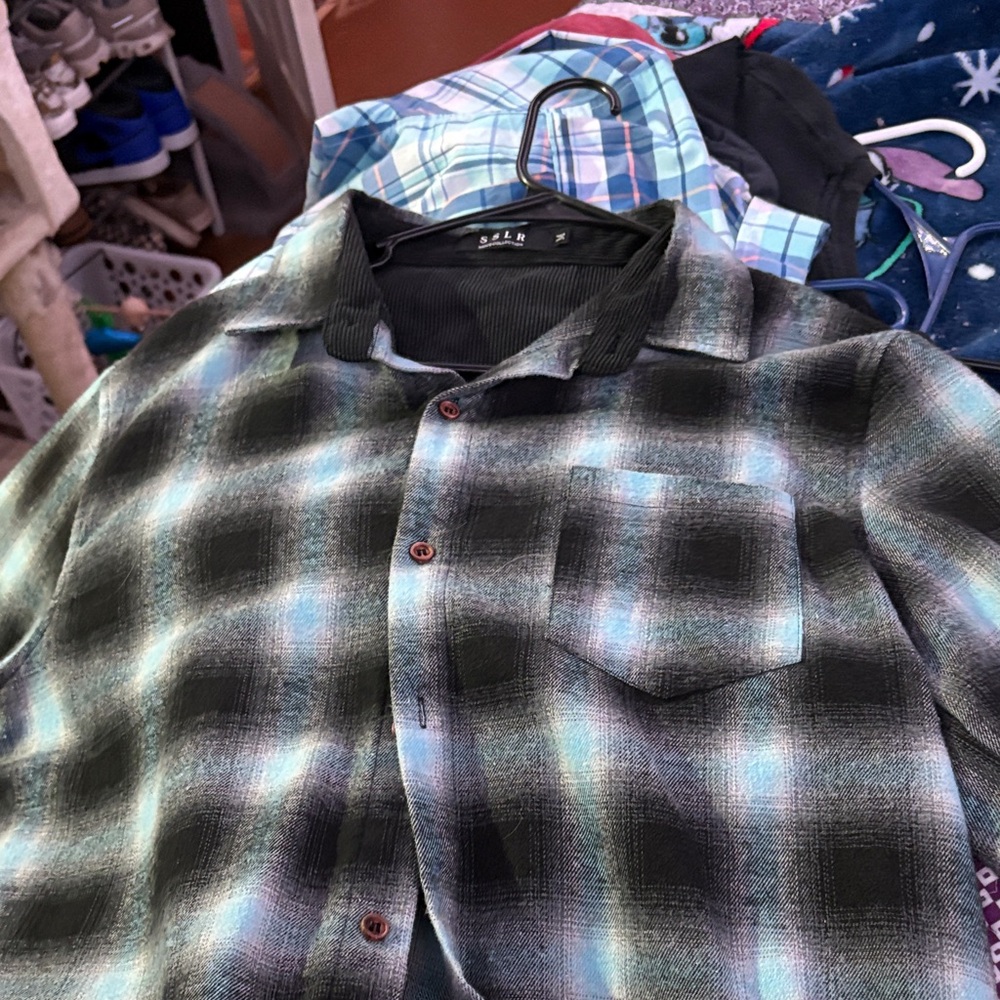 Men's Casual Black and Gray Plaid Shirt